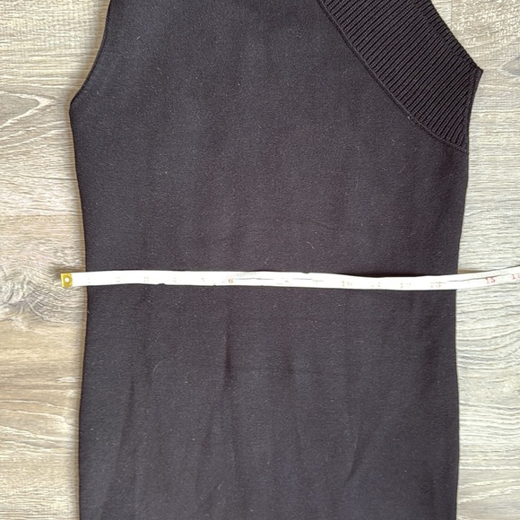 ALICE + OLIVIA Kiki Cut Out Sleeveless Dress in Black - Picture 7 of 13